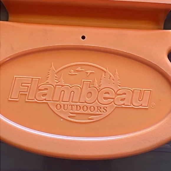 Large Multi Purpose Storage Box with separate sections - Picture 11 of 11